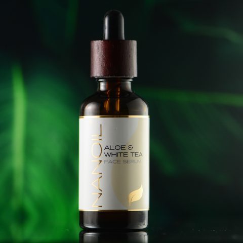 Månedens bedste hudplejevalg: Anmeldelse af Nanoil Aloe & White Tea Face Serum