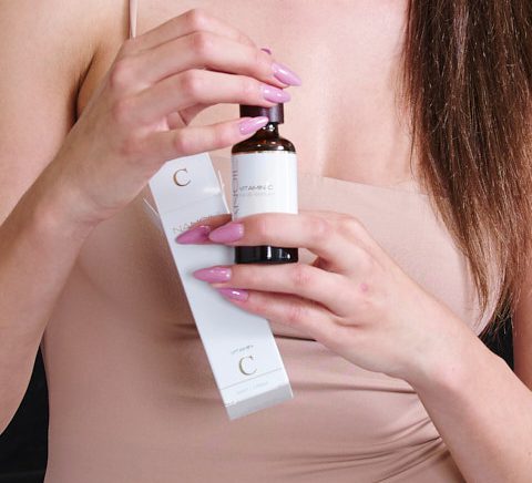 Ren hud? Det kan du få takket være Nanoil vitamin C face serum!
